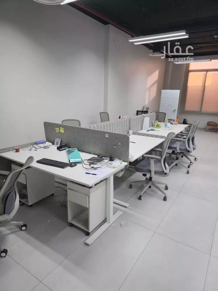 مكتب تجاري للإيجار في طريق الملك عبدالعزيز ، حي الربيع ، الرياض ، منطقة الرياض 13