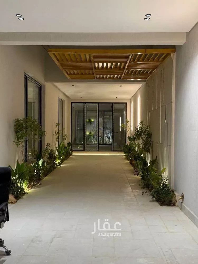 فيلا للبيع في شارع السيد عبدالله شطا, حي المهدية, مدينة الرياض, منطقة الرياض صورة 4