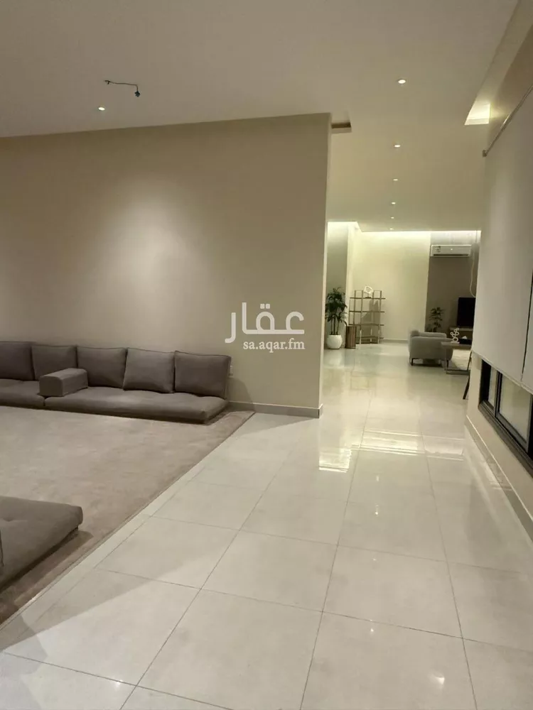 فيلا للإيجار في شارع رقم 322, حي النرجس, مدينة الرياض, منطقة الرياض صورة 2