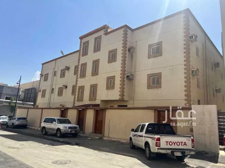 عمارة للبيع في شارع رجية ، حي المحالة ، لعصان ، منطقة عسير صورة 3