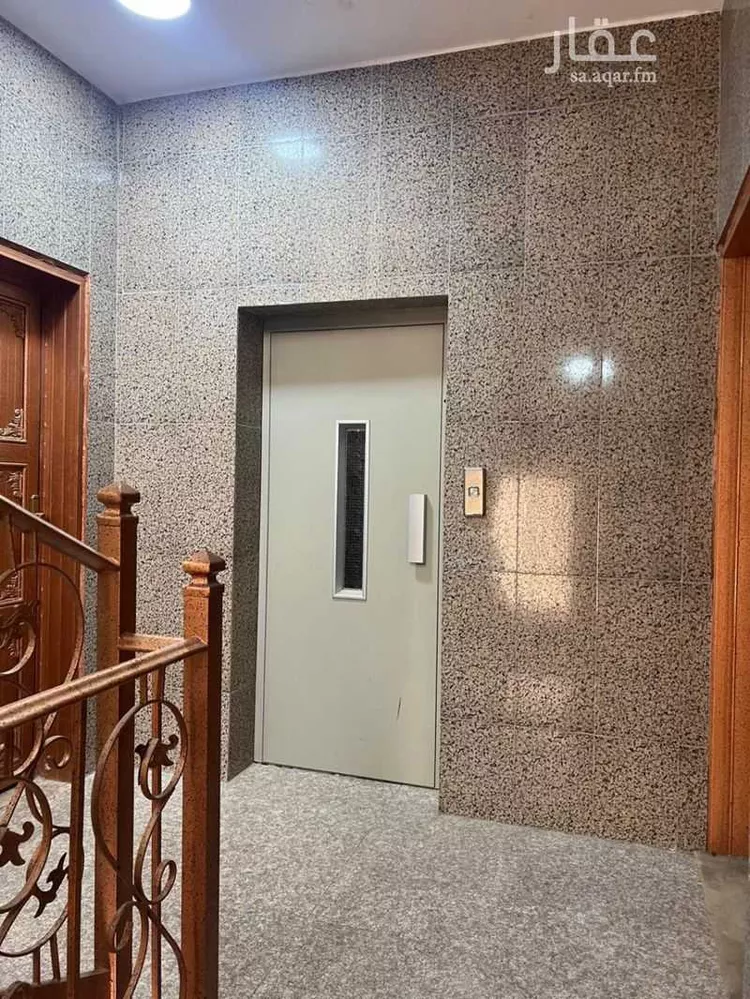 عمارة للبيع في شارع رجية ، حي المحالة ، لعصان ، منطقة عسير صورة 5