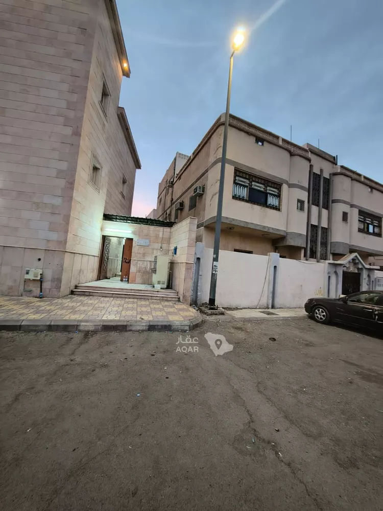 عمارة للبيع في شارع عمر ابن سلمة, حي التلعة, مدينة المدينة المنورة, منطقة المدينة المنورة 5