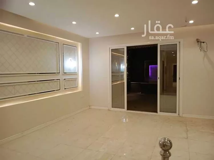 فيلا للبيع في شارع ام حبيب بنت العباس, حي طيبة, مدينة المدينة المنورة, منطقة المدينة المنورة صورة 3