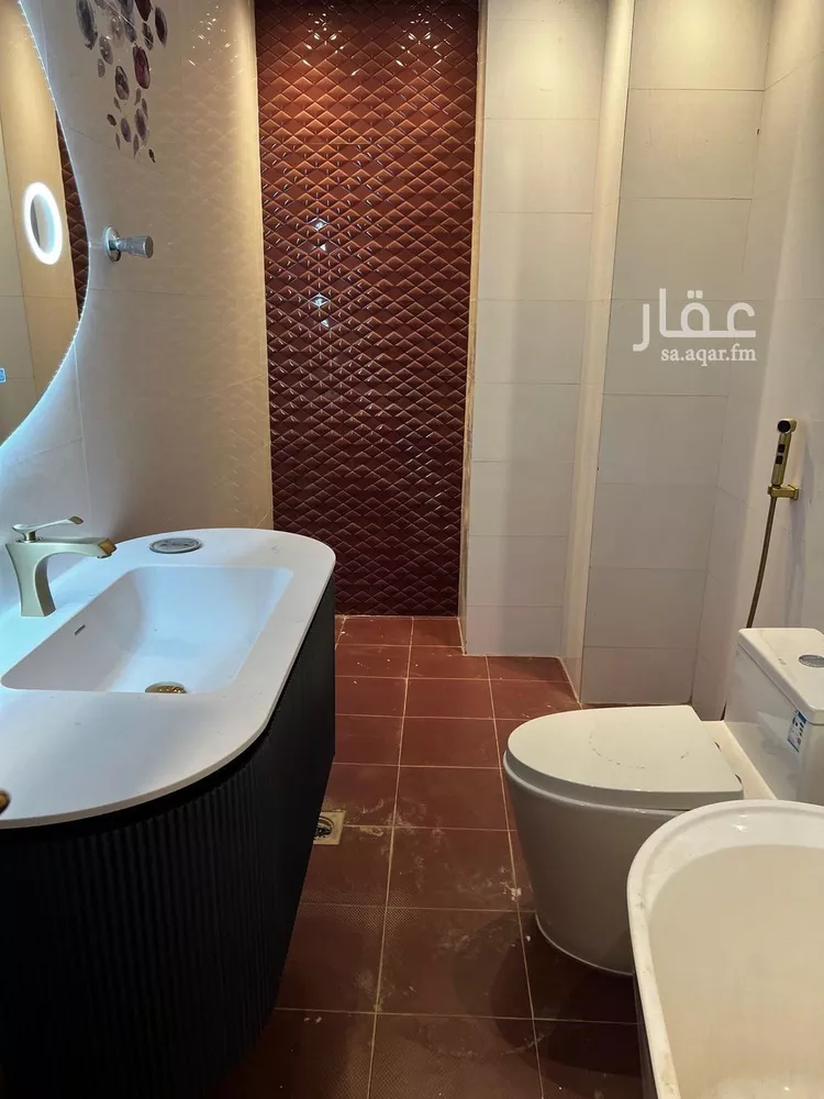 فيلا للبيع في شارع أحمد بن مغيث, حي العقيق, مدينة الرياض, منطقة الرياض صورة 3