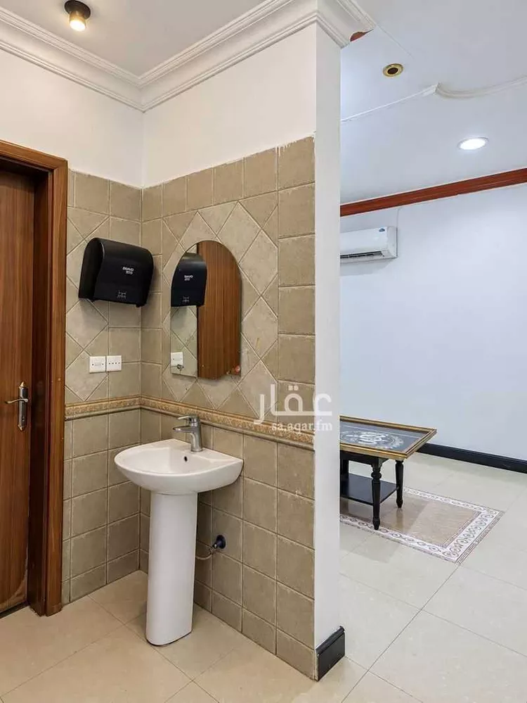 شقة للإيجار في شارع أبي عبيدة عامر بن الجراح, حي السعادة, مدينة الرياض, منطقة الرياض صورة 2