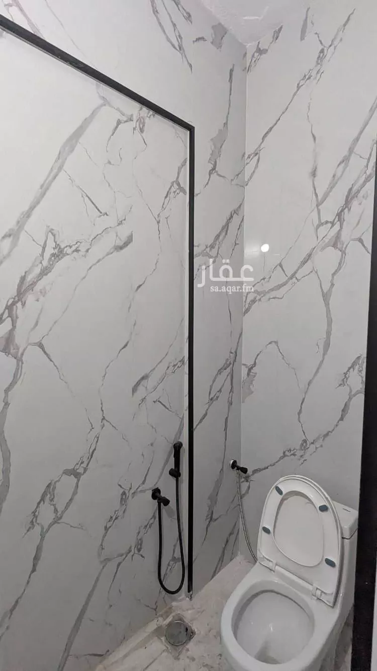 عمارة للإيجار في شارع يزيد بن مزيد الشيباني, حي السعادة, مدينة الرياض, منطقة الرياض صورة 4