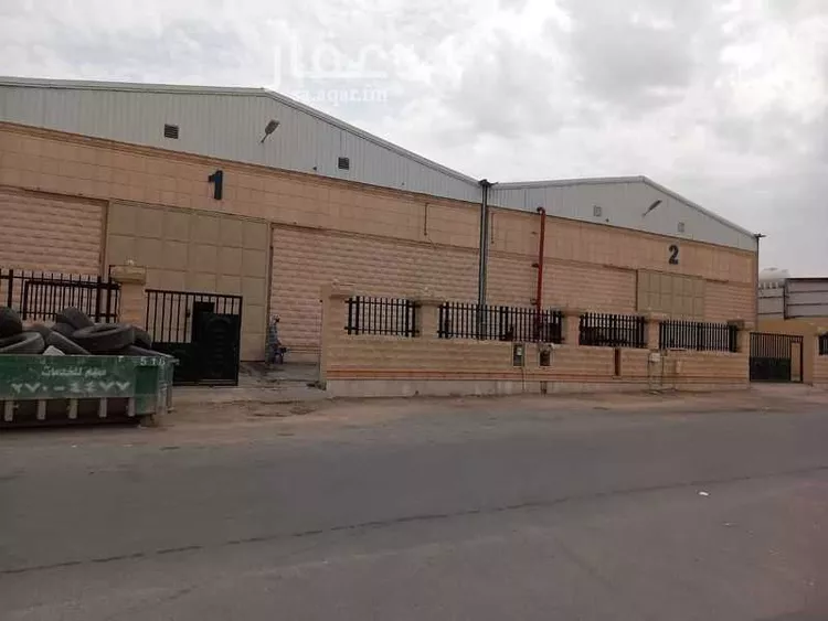 مستودع للإيجار في شارع ملوي, حي السلي, مدينة الرياض, منطقة الرياض صورة 3