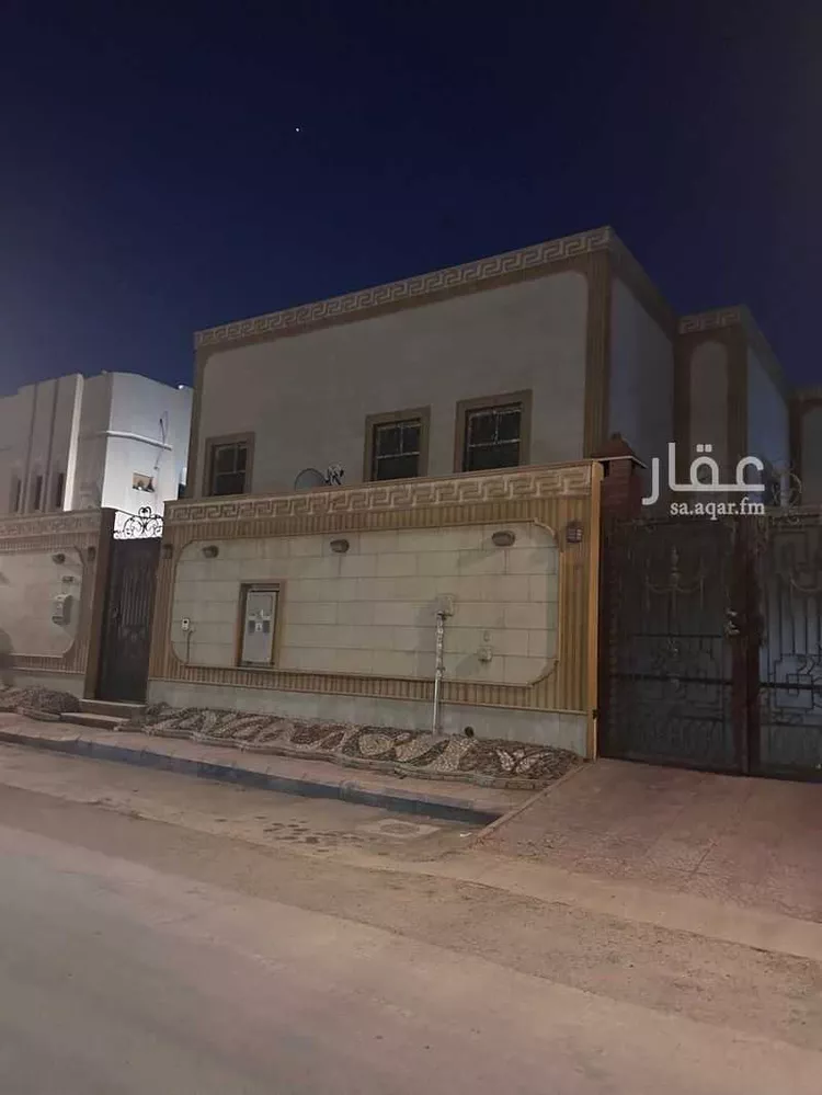 فيلا للبيع في شارع أبي الفضل النفيسي, حي العريجاء الغربي, مدينة الرياض, منطقة الرياض