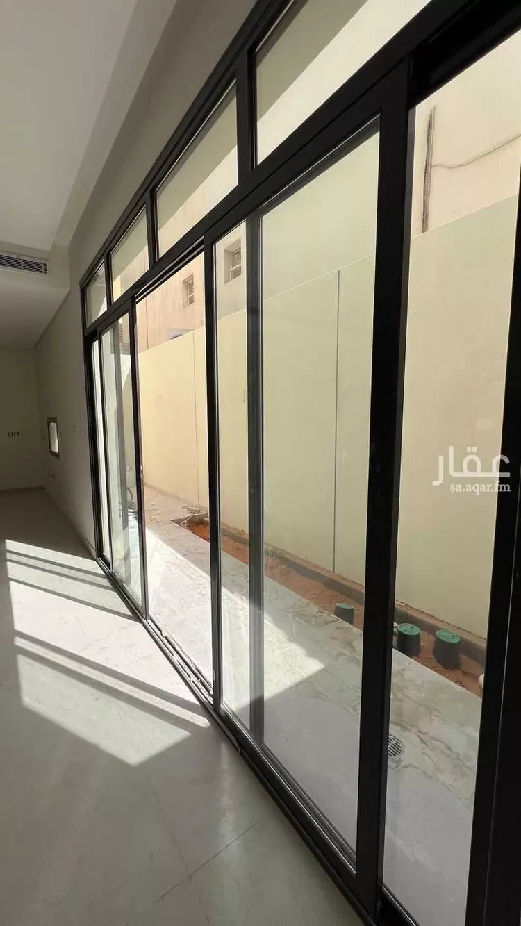 فيلا للبيع في شارع البدليس, حي المروج, مدينة الرياض, منطقة الرياض صورة 4