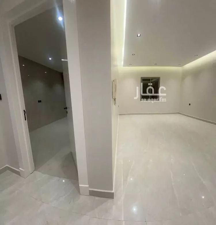 فيلا للإيجار في شارع ابن عائد الكاتب, حي الرمال, مدينة الرياض, منطقة الرياض صورة 2