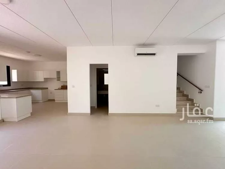 فيلا للإيجار في شارع رقم 1018, حي سدرة, مدينة الرياض, منطقة الرياض صورة 3