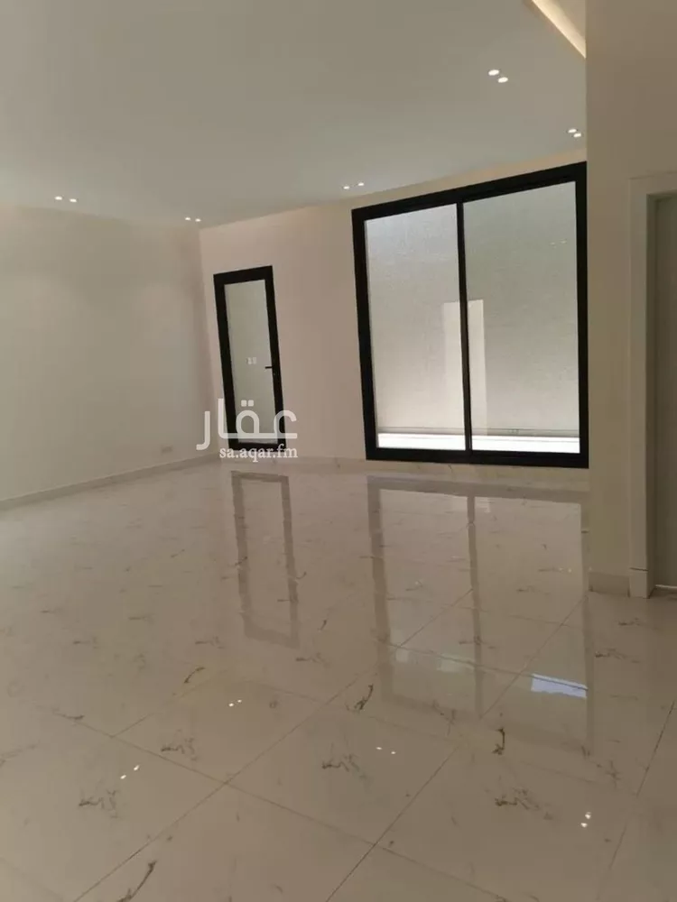 فيلا للبيع في شارع إسماعيل بن أبي اليسر, حي العارض, مدينة الرياض, منطقة الرياض صورة 5