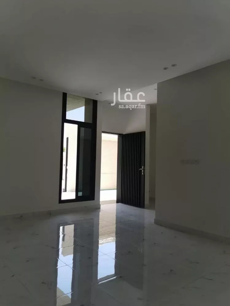 فيلا للبيع في شارع إسماعيل بن أبي اليسر, حي العارض, مدينة الرياض, منطقة الرياض صورة 2