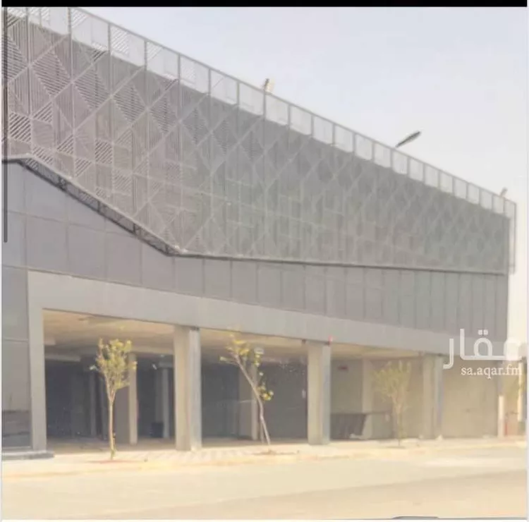 محل للإيجار في شارع عمر بن عبداللطيف, حي الرمال, مدينة الرياض, منطقة الرياض