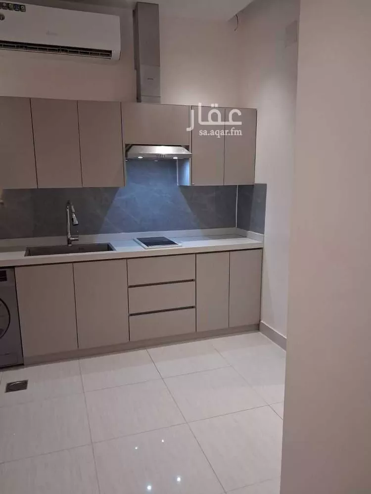 شقة للإيجار في شارع الخندق ، حي اليرموك ، الرياض ، منطقة الرياض صورة 4