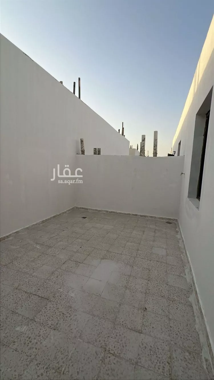 فيلا للبيع في شارع ممر30, حي عكاظ, مدينة الرياض, منطقة الرياض صورة 5