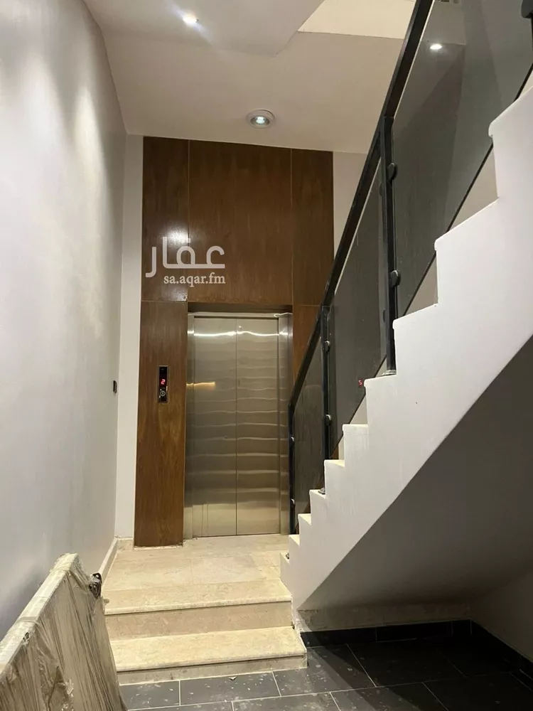 دور للبيع في شارع صخر بن عمرو, حي طويق, مدينة الرياض, منطقة الرياض صورة 3