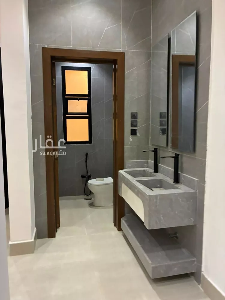 فيلا للبيع في شارع الأمير سعود بن محمد بن مقرن, حي طويق, مدينة الرياض, منطقة الرياض 9