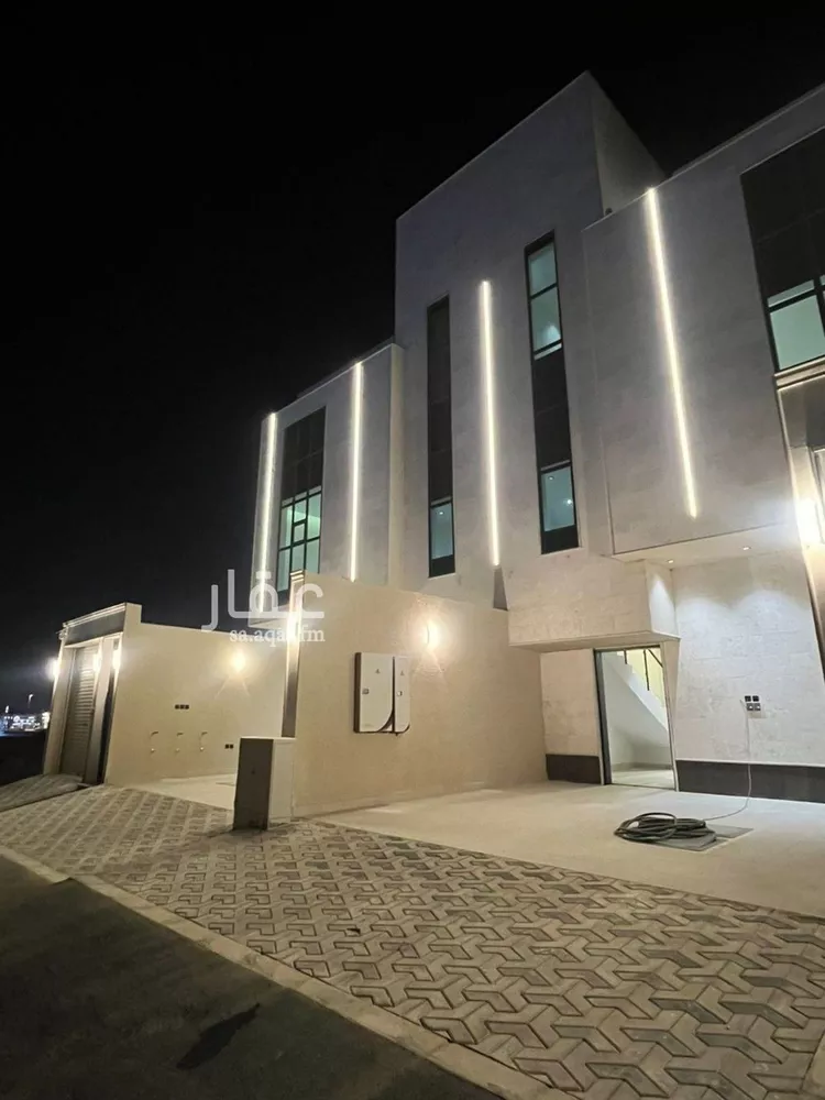 دور للبيع في شارع عبدالوهاب بن إبراهيم الزنجاني, حي طويق, مدينة الرياض, منطقة الرياض