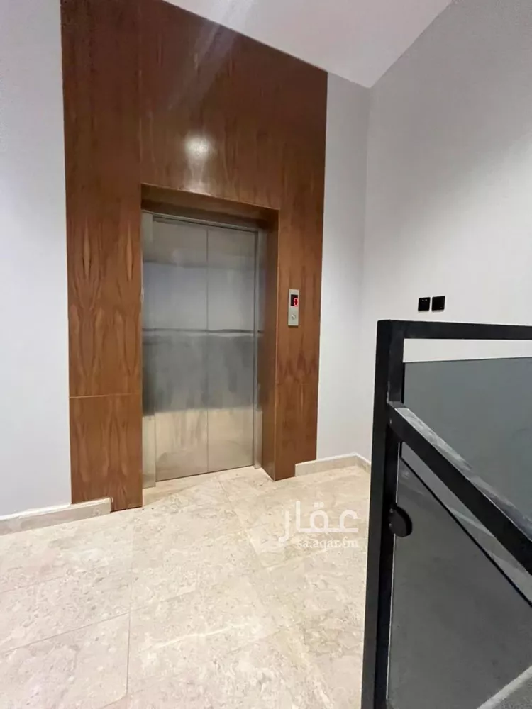 دور للبيع في شارع حسن سلطان العمروي, حي طويق, مدينة الرياض, منطقة الرياض 8
