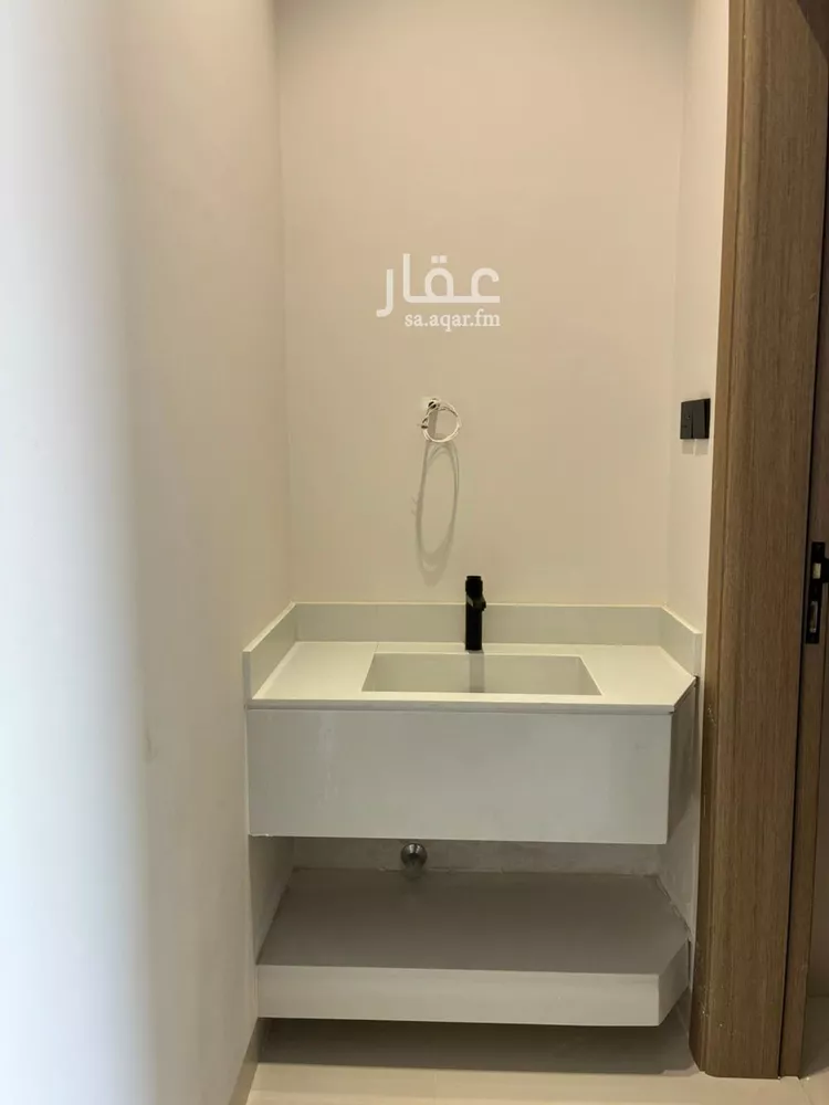 دور للبيع في شارع حيزان, حي السويدي, مدينة الرياض, منطقة الرياض 7
