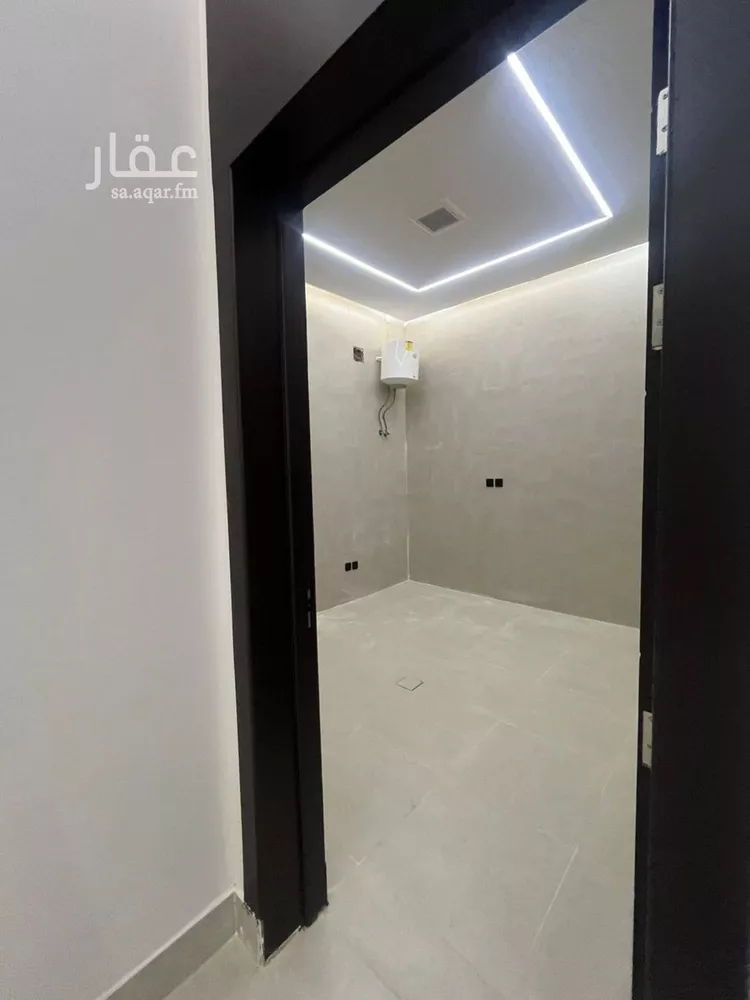 دور للبيع في شارع محمد الفاكهي, حي طويق, مدينة الرياض, منطقة الرياض صورة 3