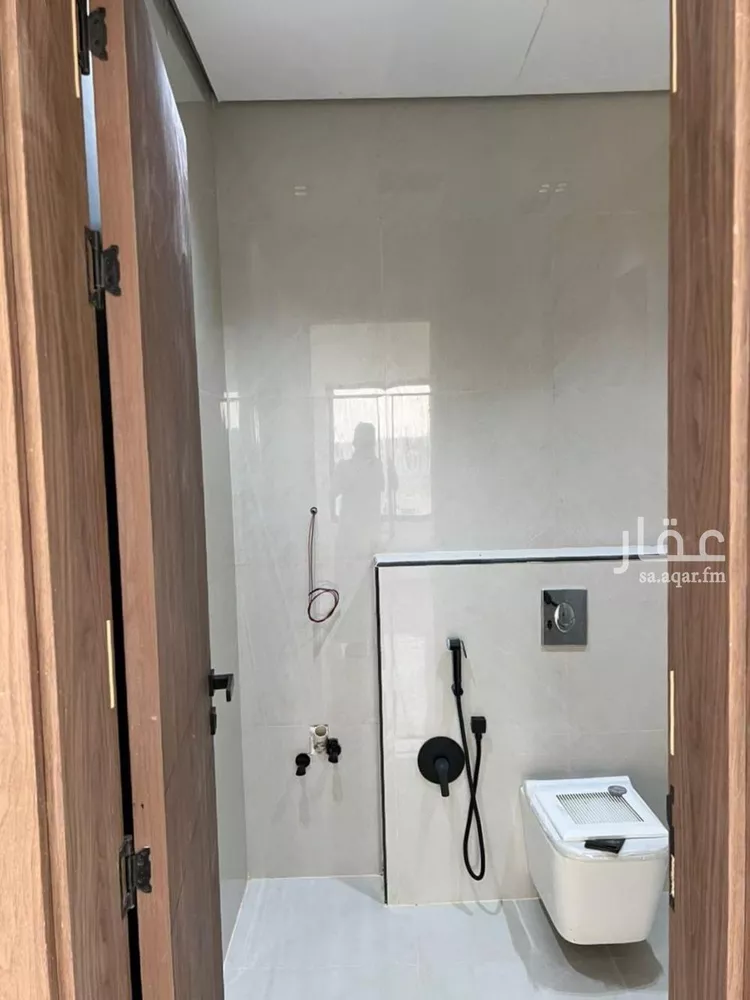 شقة للبيع في شارع الأسعد القيسي, حي عكاظ, مدينة الرياض, منطقة الرياض صورة 5