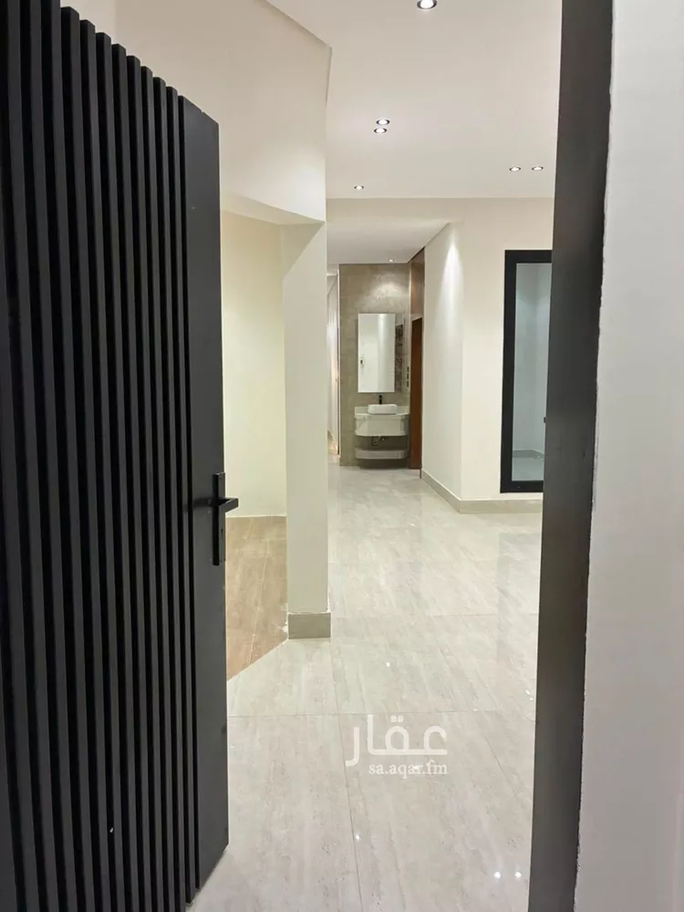 فيلا للبيع في شارع الأمير سعود بن محمد بن مقرن, حي طويق, مدينة الرياض, منطقة الرياض 11