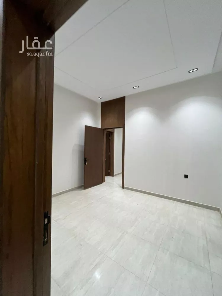 دور للبيع في شارع الربيع بن خيثم, حي طويق, مدينة الرياض, منطقة الرياض صورة 3