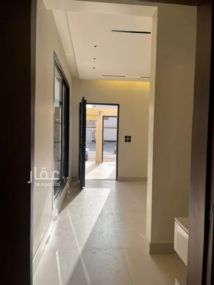 Floor for Sale in Riyadh Dhahrat Namar صورة 3