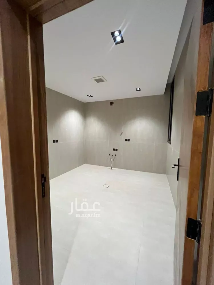 دور للبيع في شارع حسن سلطان العمروي, حي طويق, مدينة الرياض, منطقة الرياض صورة 4