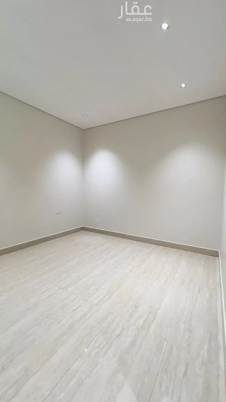 Floor for Sale in Riyadh Dhahrat Namar 6