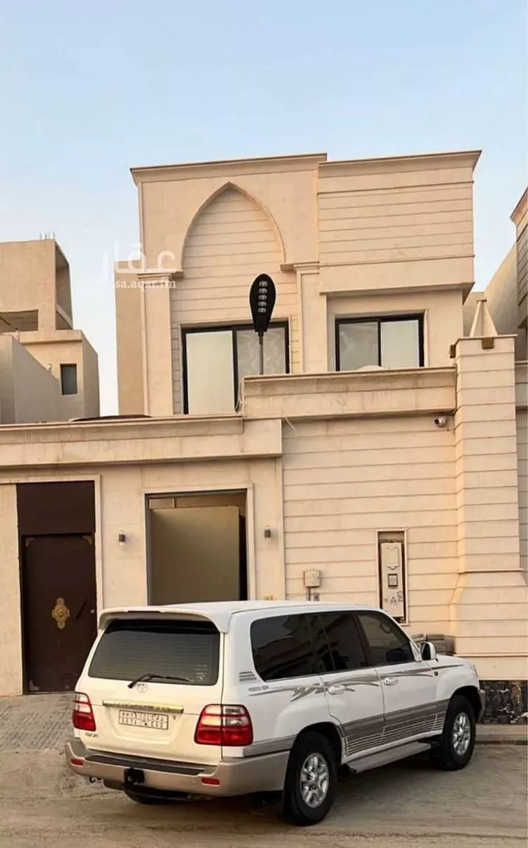 فيلا للبيع في شارع محمد الكارزيني, حي بدر, مدينة الرياض, منطقة الرياض صورة 2