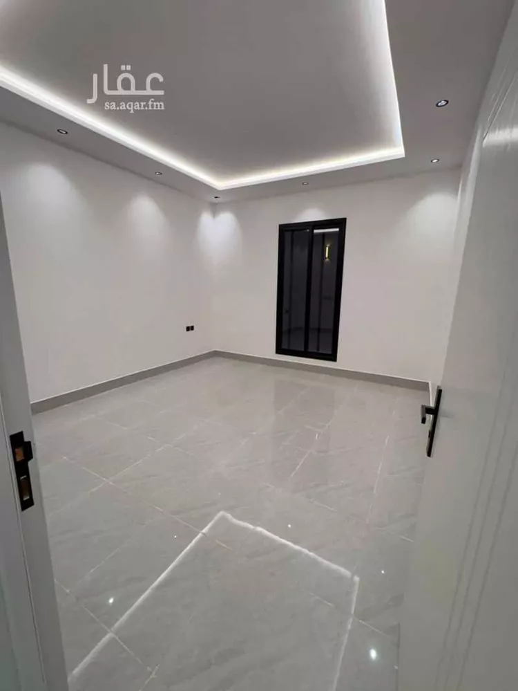 دور للبيع في شارع الامام البخاري, حي بدر, مدينة الرياض, منطقة الرياض صورة 5