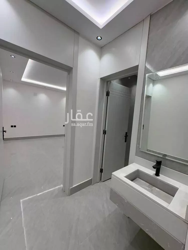 دور للبيع في شارع الامام البخاري, حي بدر, مدينة الرياض, منطقة الرياض صورة 2