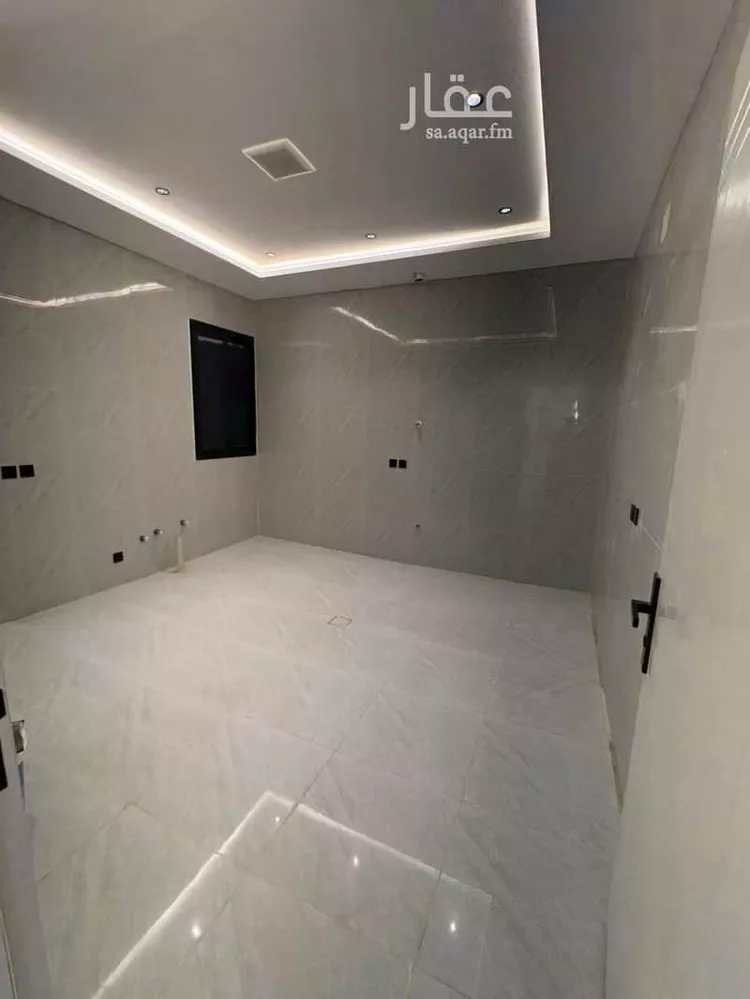 دور للبيع في شارع الامام البخاري, حي بدر, مدينة الرياض, منطقة الرياض صورة 4