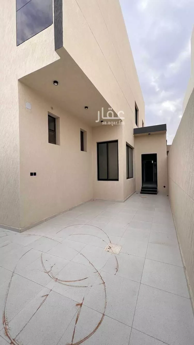 عمارة للبيع في شارع عبدالله ابن محمد ابن صالح الزواوي, حي الضاحي الغربي, مدينة بريدة, منطقة القصيم صورة 5