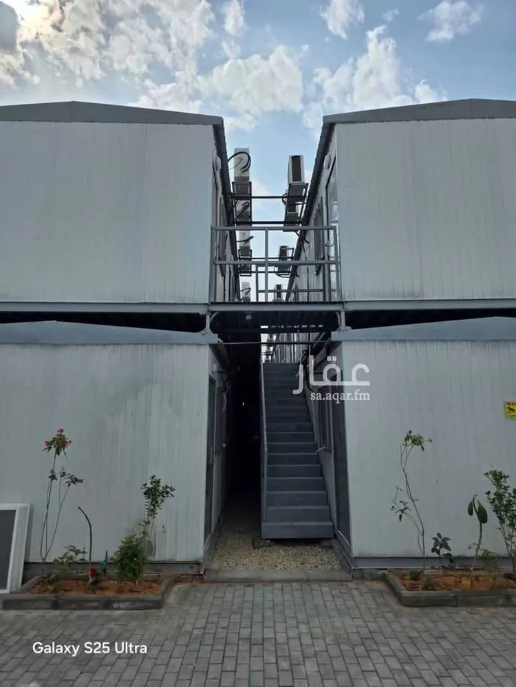 Complex for rent in Riyadh Ar Rimal صورة 3