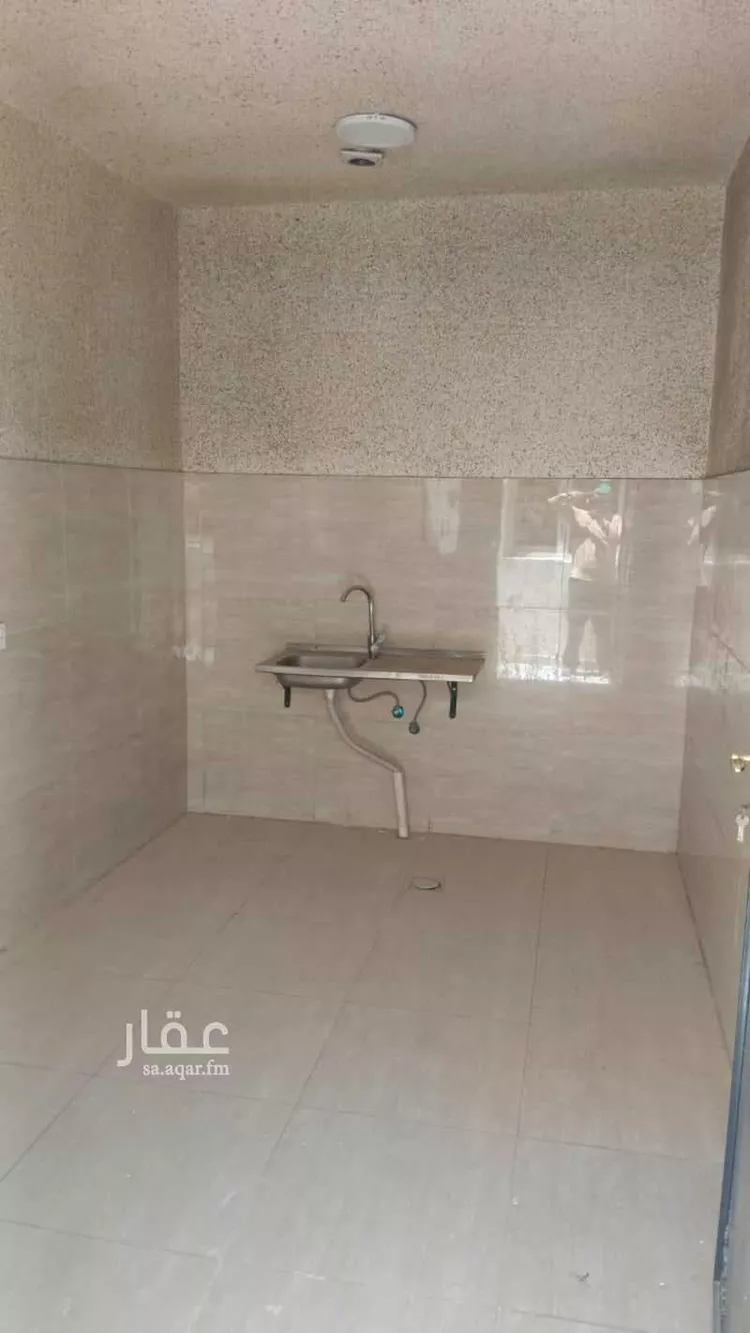 عمارة للإيجار في شارع روضة دعمي, حي الرمال, مدينة الرياض, منطقة الرياض صورة 3