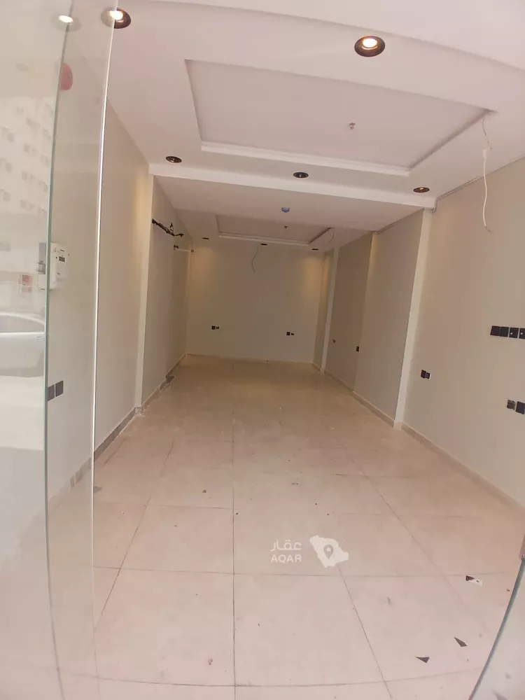 محل للإيجار في شارع الخطيب التبريزي, حي البوادي, مدينة جدة, منطقة مكة المكرمة 2