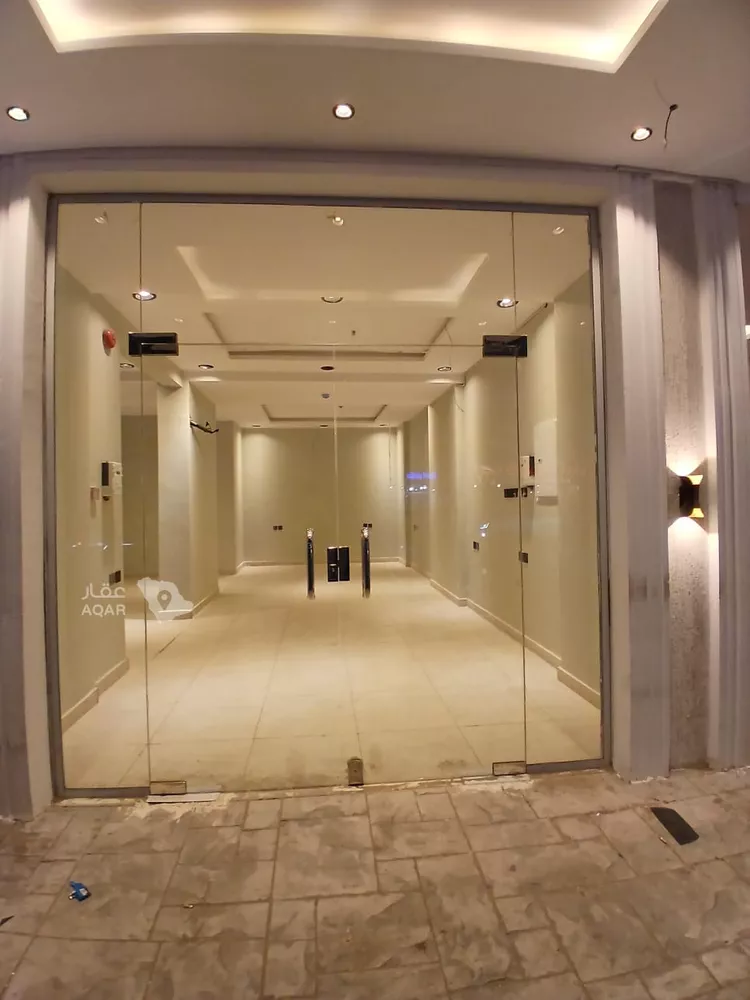 محل للإيجار في شارع الخطيب التبريزي, حي البوادي, مدينة جدة, منطقة مكة المكرمة 14