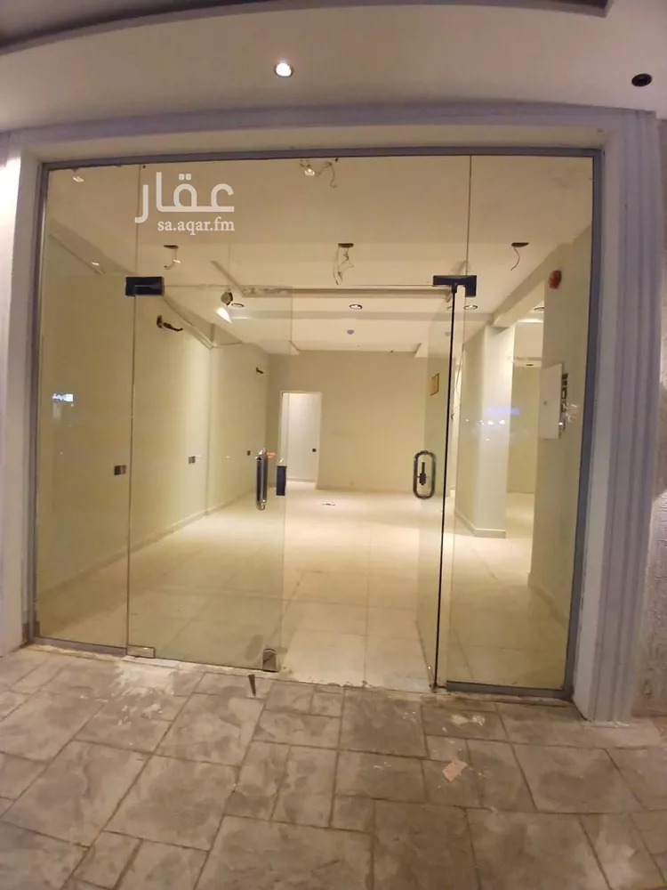 محل للإيجار في شارع الخطيب التبريزي, حي البوادي, مدينة جدة, منطقة مكة المكرمة صورة 2