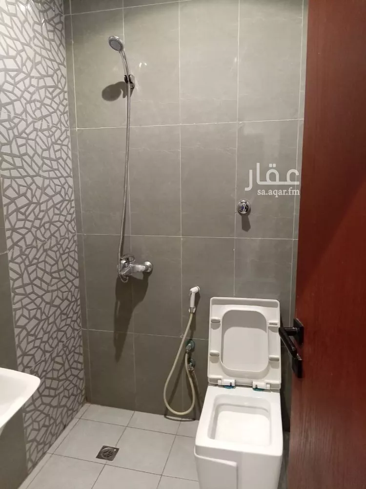 شقة للإيجار في شارع وادي الحدره, حي الصفاء, مدينة جدة, منطقة مكة المكرمة