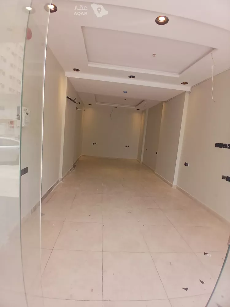 Shop for Rent in Jeddah Al Bawadi
