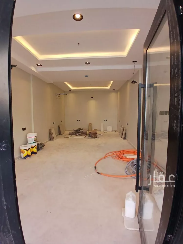 محل للإيجار في شارع الخطيب التبريزي, حي البوادي, مدينة جدة, منطقة مكة المكرمة