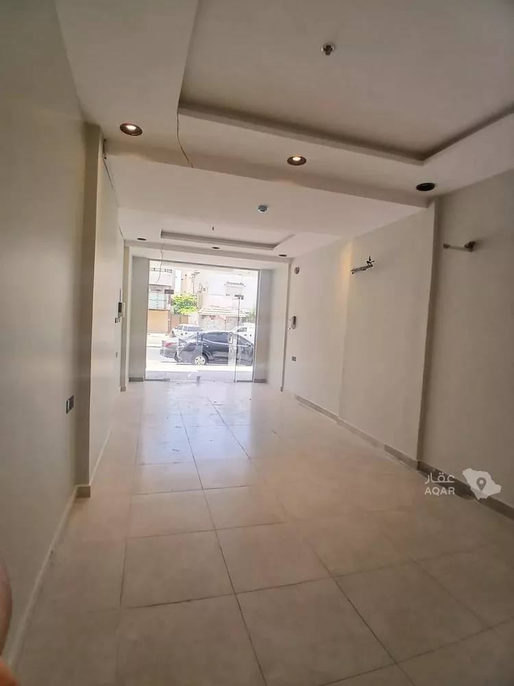 Shop for Rent in Jeddah Al Bawadi صورة 4