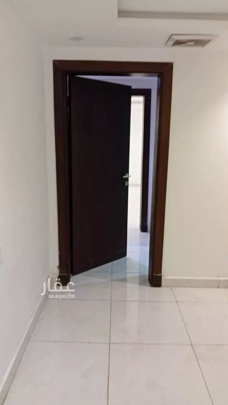 شقة للإيجار في شارع عبدالله ابن حارثة, حي مريخ, مدينة جدة, منطقة مكة المكرمة صورة 2