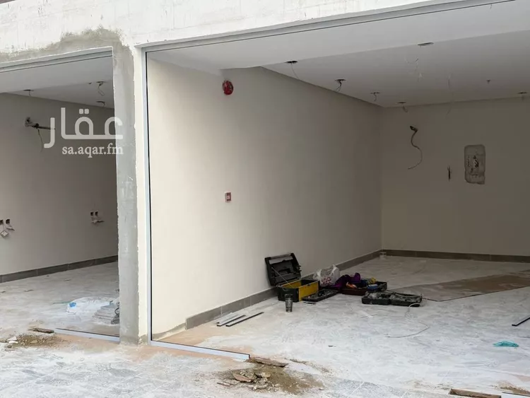 محل للإيجار في شارع بشير الانصاري, حي البوادي, مدينة جدة, منطقة مكة المكرمة