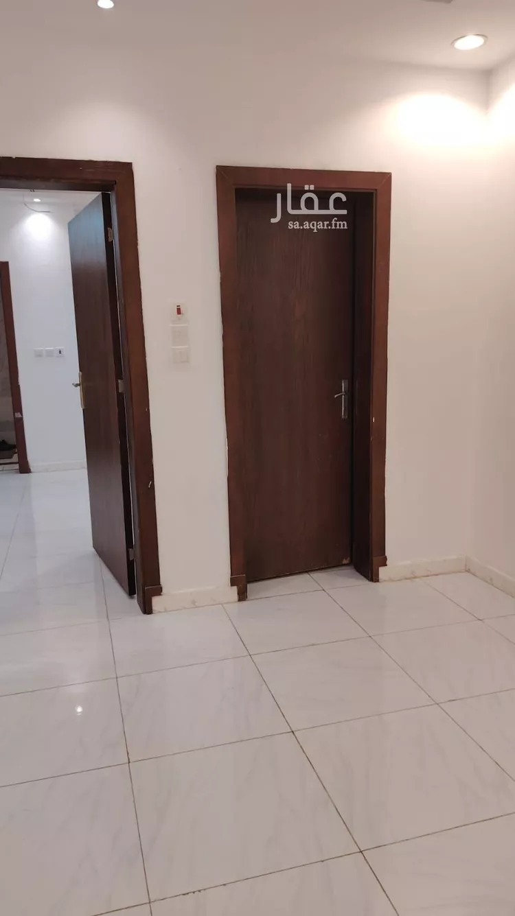 شقة للإيجار في شارع عبدالله ابن حارثة, حي مريخ, مدينة جدة, منطقة مكة المكرمة صورة 3