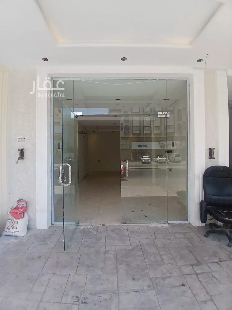 محل للإيجار في شارع الخطيب التبريزي, حي البوادي, مدينة جدة, منطقة مكة المكرمة صورة 4